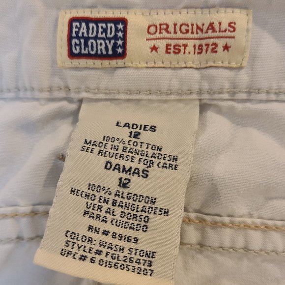 Faded Glory Capris - Picture 3 of 4